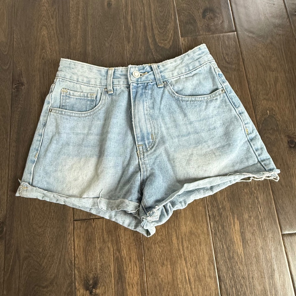 Khaki + Blue Denim Shorts Jorts Women 3/26 Light‎ Blue EUC Smiley Face High Rise